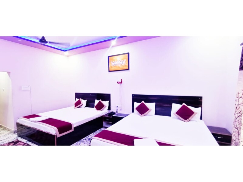 Hotel Satyam Shivam Sundaram Obra - Tap to explore photos