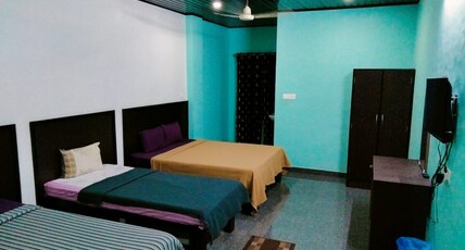 SRI KAMALESHA RESIDENCY AND LODGE Room Type - Five Bed Room Non AC