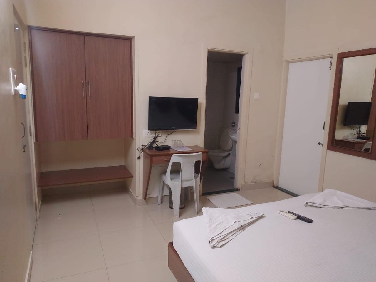 HOTEL SURYAVILLA - Tap to explore photos