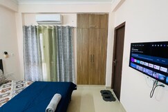 Leafora Modern Boutique Apartment Lucknow