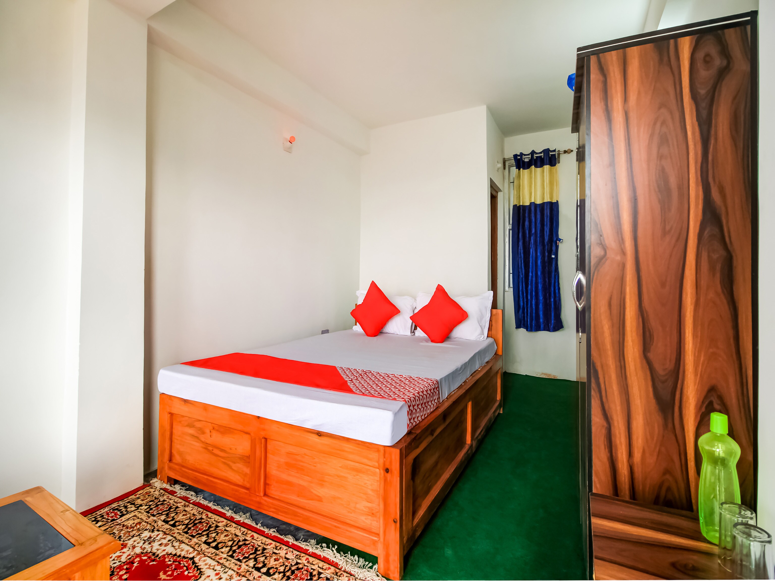 Hotel O Uzen Homestay - Tap to explore photos