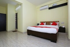 Hotel O Pradhan Residency