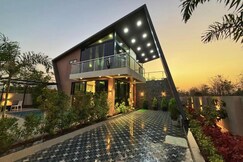 3BHK StayWillas the angle house with Pvt Pool