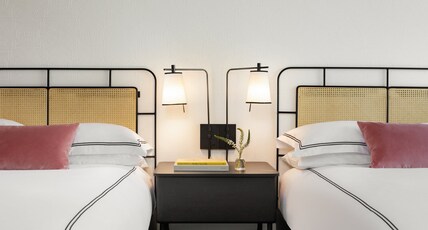 Kimpton HOTEL FONTENOT, an IHG hotel Room Type - 2 Queen Premium Communications Accessible