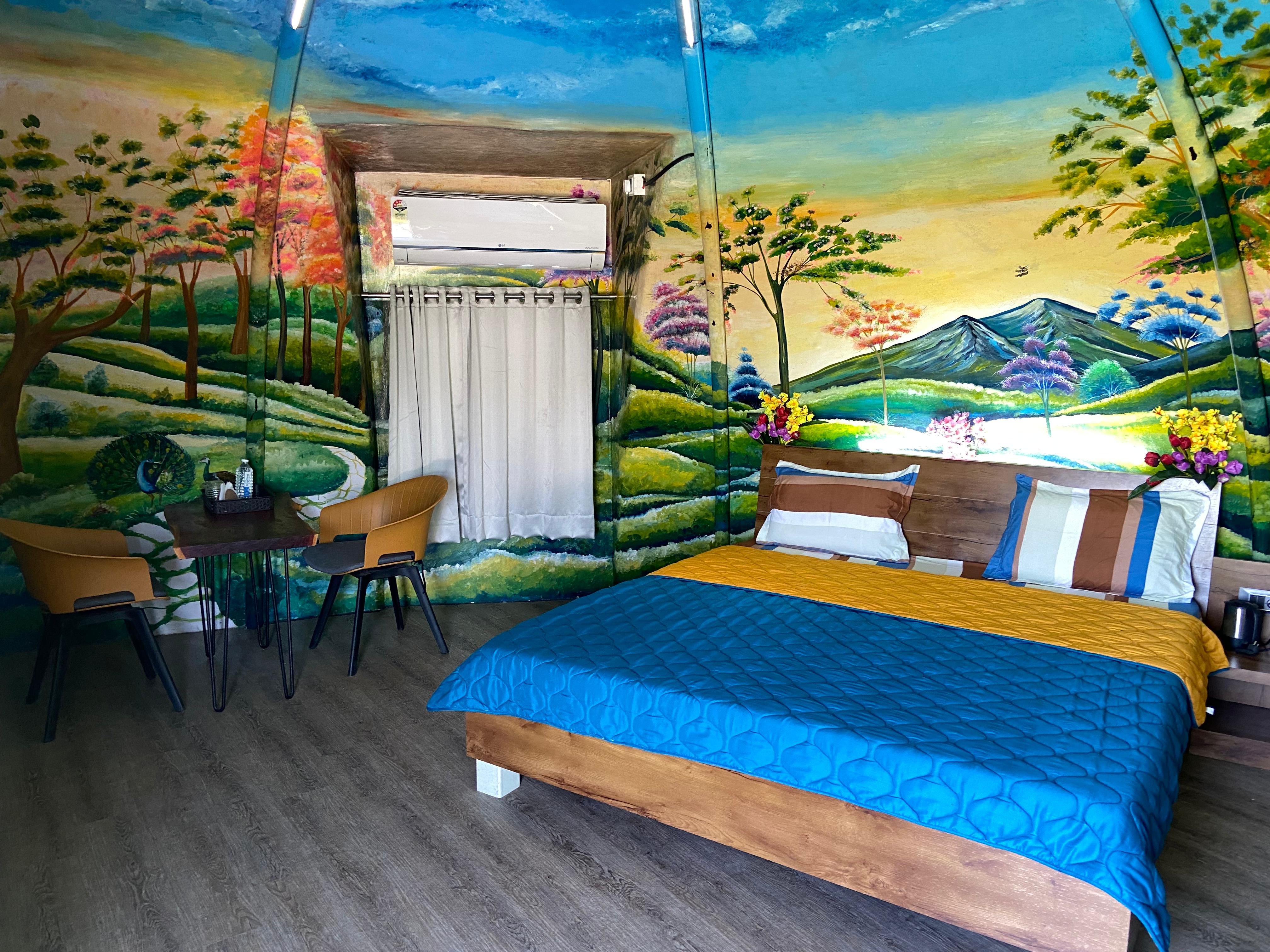 Palm Beach Resort - Tap to explore photos