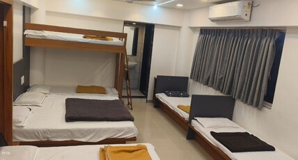 Hotel SM Palace Room Type - 8 Bed Family Hall