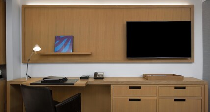 Conrad New York Downtown by Hilton Room Type - 2DBL DLX SUITE ACC RI SHWR