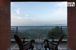 StayVista at Ophelia @ The Elmstone - Skyline Apartments