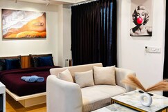 Crown Elite Luxury Studio Airport Symbiosis