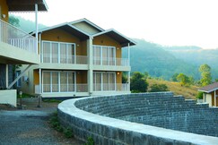 Squirrel Resort - Bhimashankar
