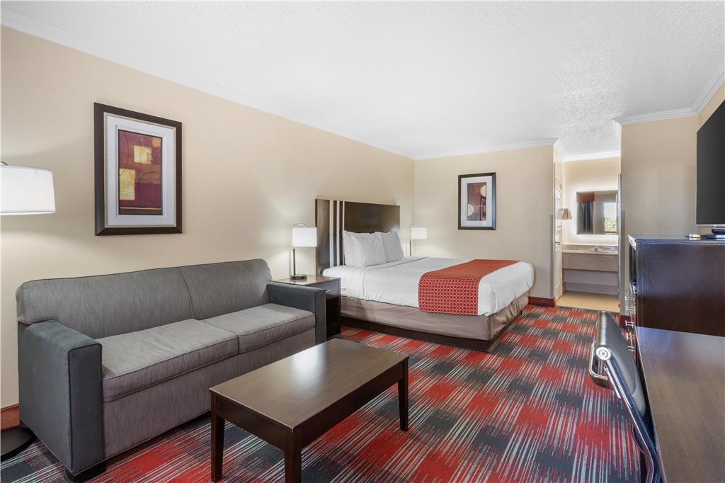 Best Western Brady Inn - Tap to explore photos
