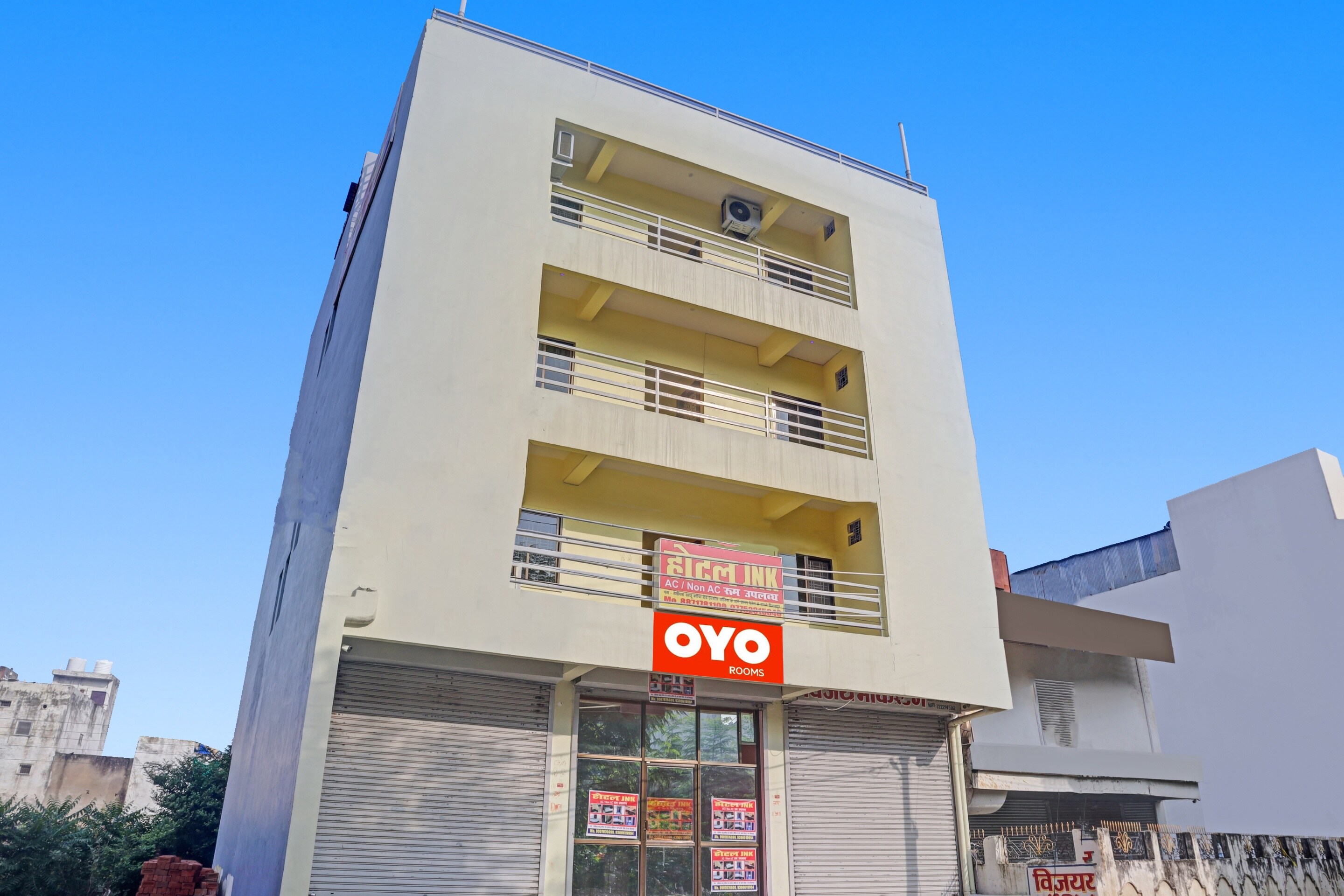 Hotel O Jnk - Tap to explore photos