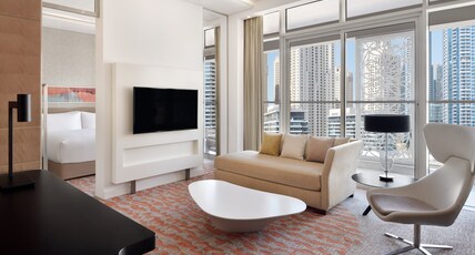 Crowne Plaza Dubai Marina Room Type - 1 King 1 Bedroom Suite Marina View