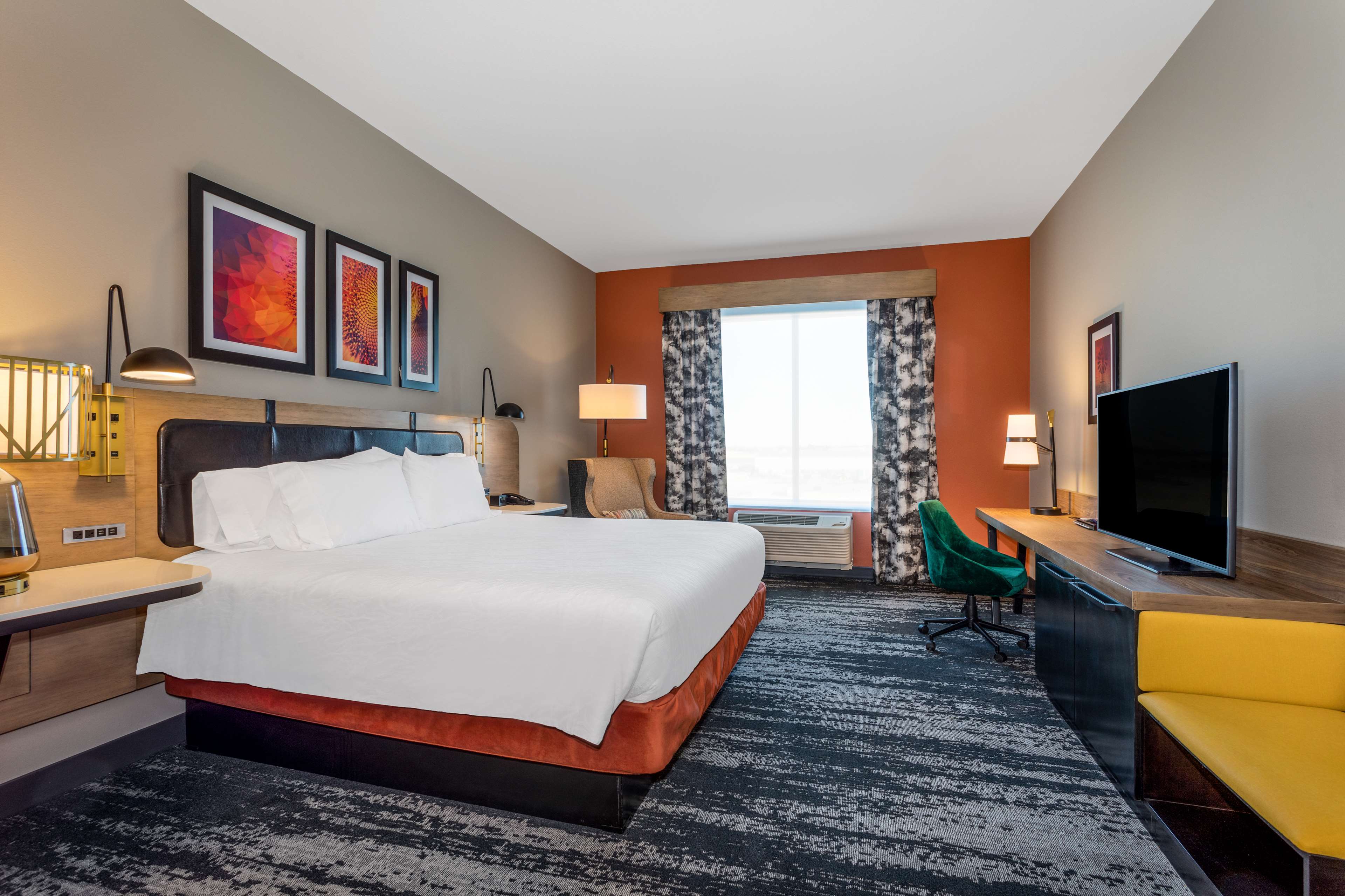 Hilton Garden Inn Hays, KS - Tap to explore photos