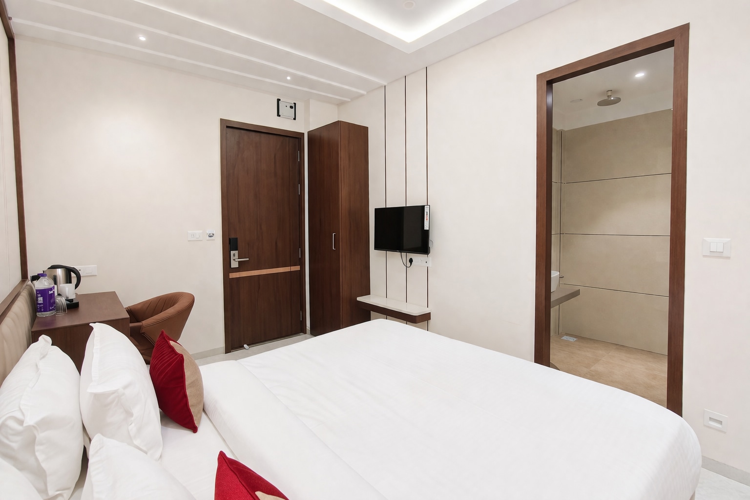 Aceotel Premier Srinivasa, Ujjain - Tap to explore photos