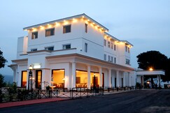 Hari Niwas Palace - The Heritage Hotel