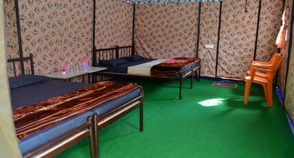 The Finch-Tents| Breakfast&Dinner by Homeyhuts Room Type - 1 Tent in Mukteshwar