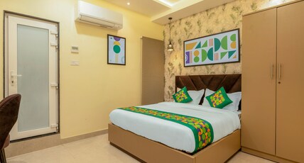 Treebo Royal Divine Room Type - Economy Room