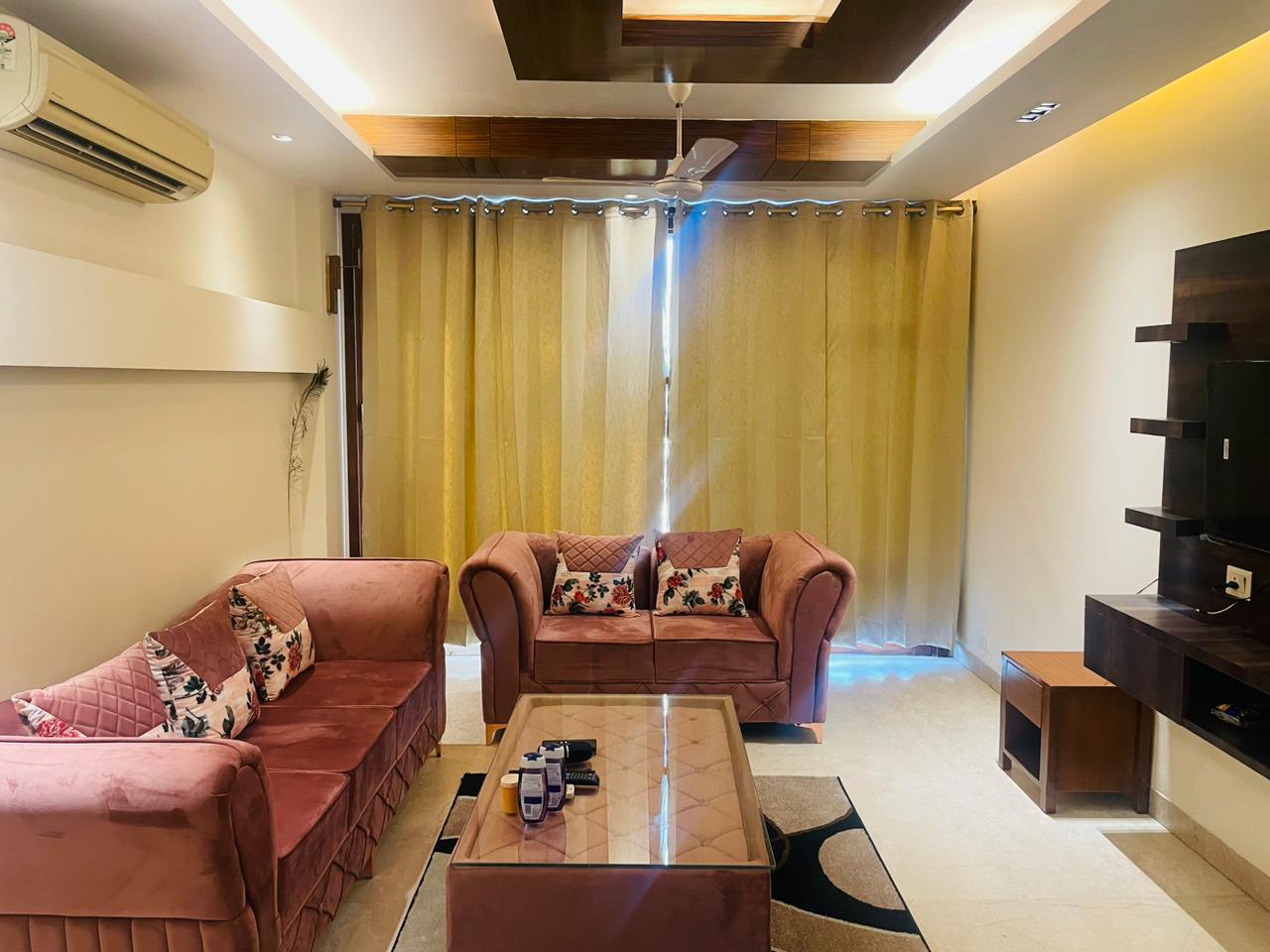 Fortune home service apartment 4 bhk D163 Saket - Tap to explore photos