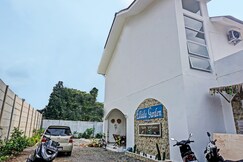 Collection O near Aviary Park Indonesia formerly Ellada Garden