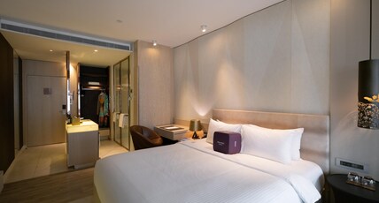 Naumi Hotel Singapore Room Type - Habitat King