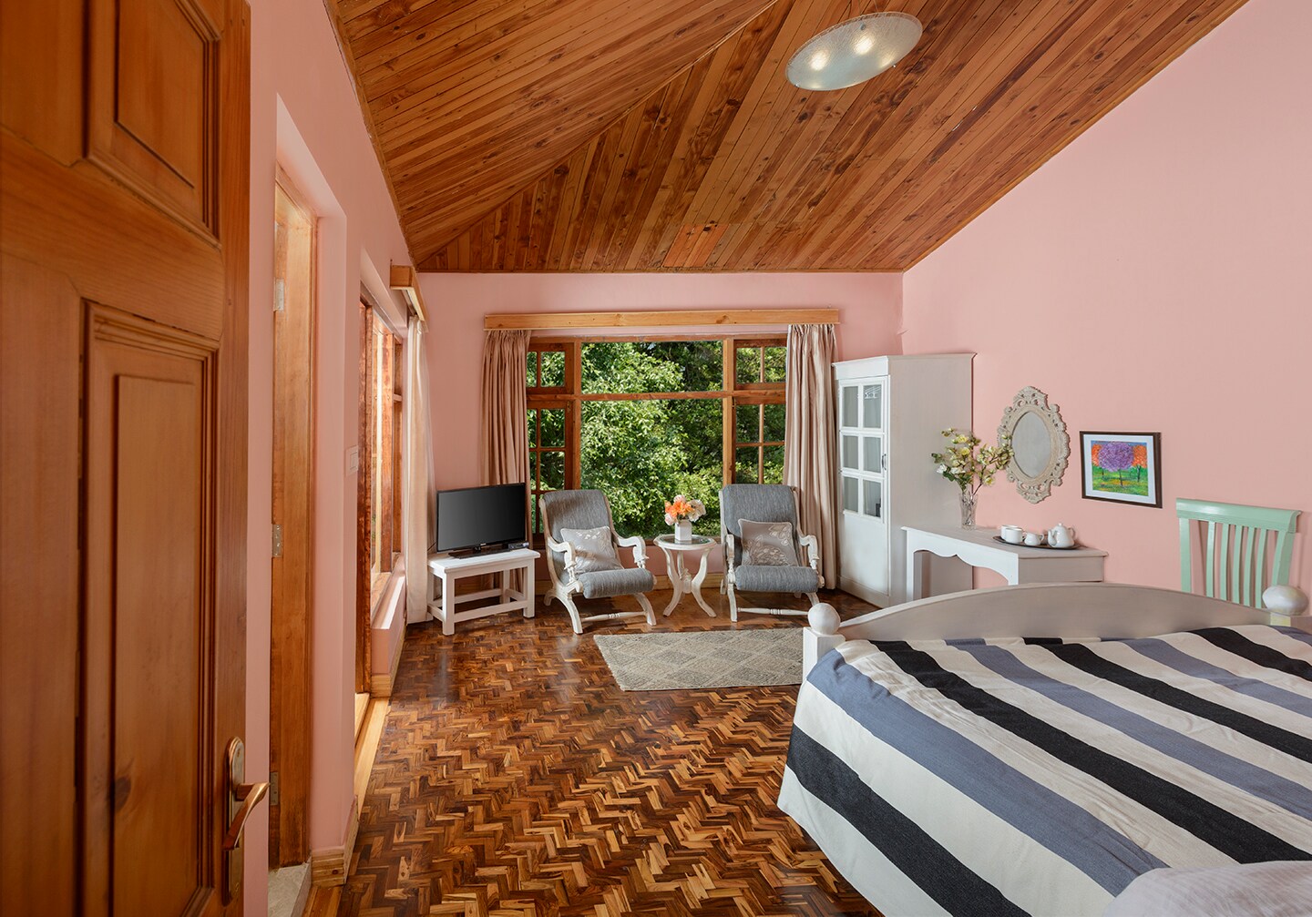 The Duffdun House | Rooms with Wi-Fi - Tap to explore photos
