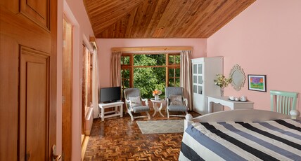 The Duffdun House | Heritage Estate Room Type - Forest Retreat with Balcony
