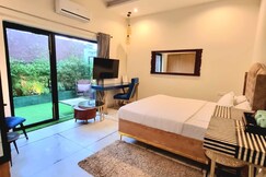 GIOVANNI SUITES | Rooms & Wi-Fi