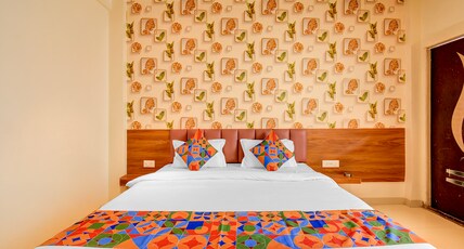FabHotel Relax Inn Executive Room Type - Deluxe Room