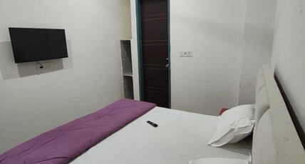 Hotel Yash Deep Room Type - Luxury Room