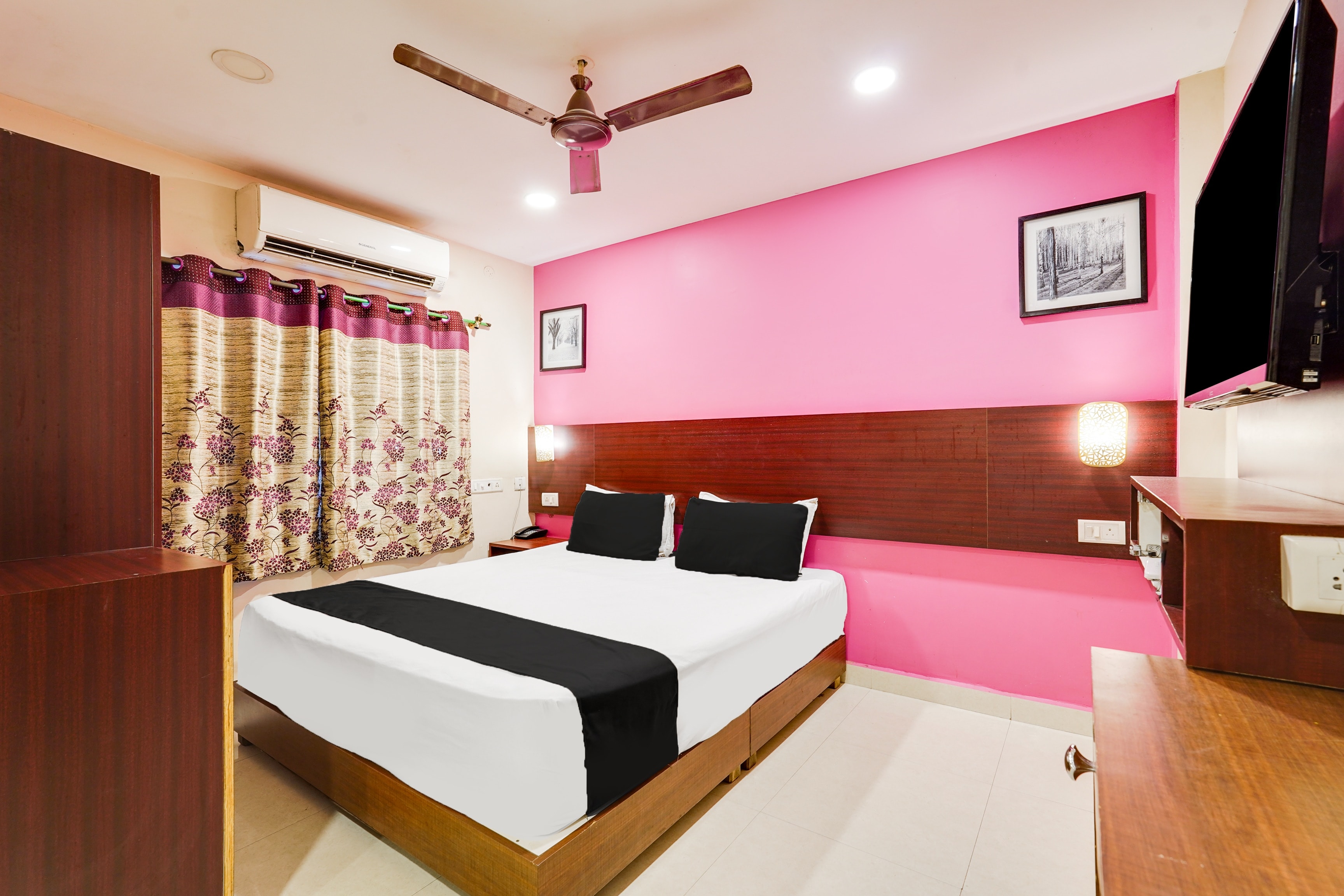 Hotel O Terra Hotel T. Nagar - Tap to explore photos