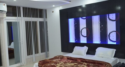 Hotel Arjun Palace Gadarwara Room Type - Suite AC Room