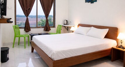 Varad International Hotel & Banquets Room Type - AC ROOM