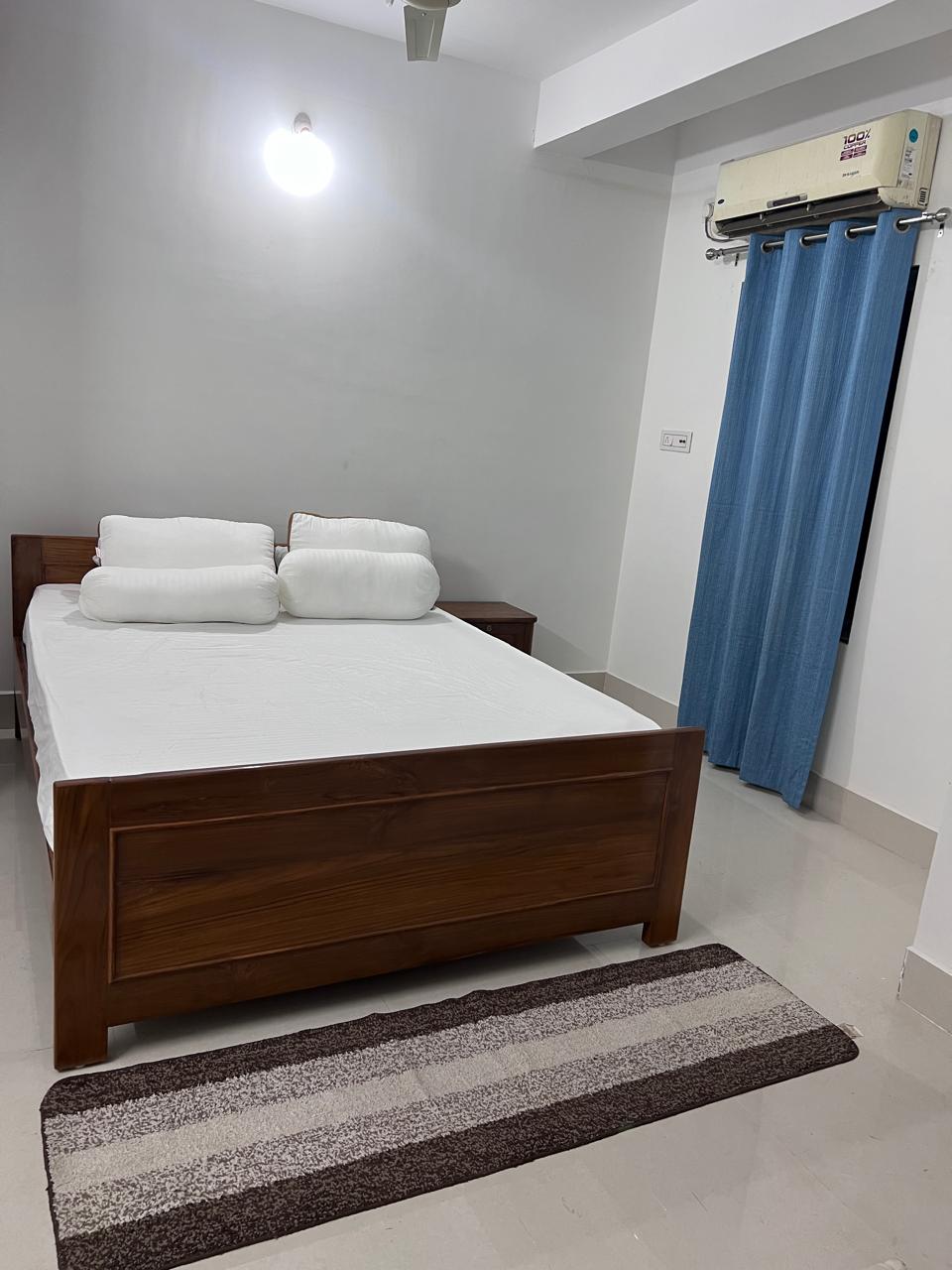 Travellers Nest Homestay - Tap to explore photos