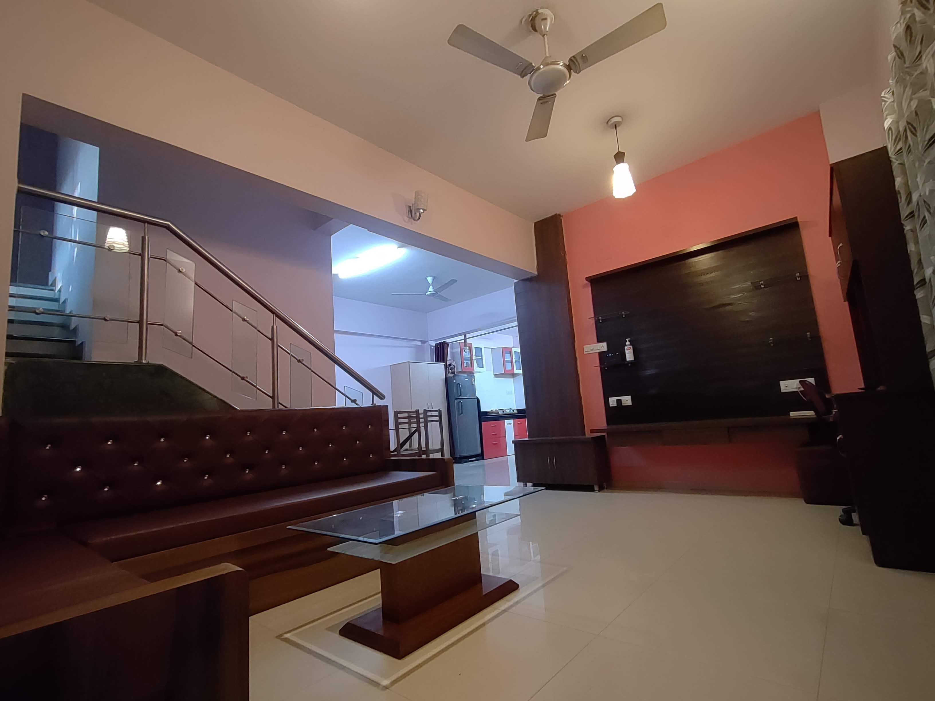 IPRASS Service Apartments Shashtri Nagar - Tap to explore photos