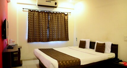 HOTEL ALPINE Room Type - Deluxe AC Room