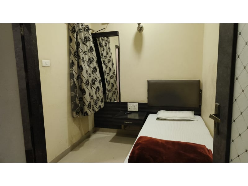 Hotel Raj Heritage - Tap to explore photos