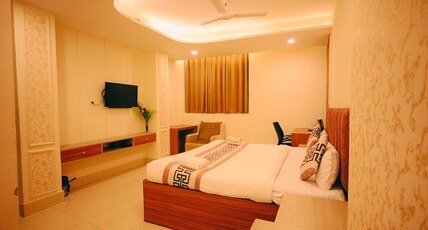 Hotel Santoor Room Type - Deluxe AC Room