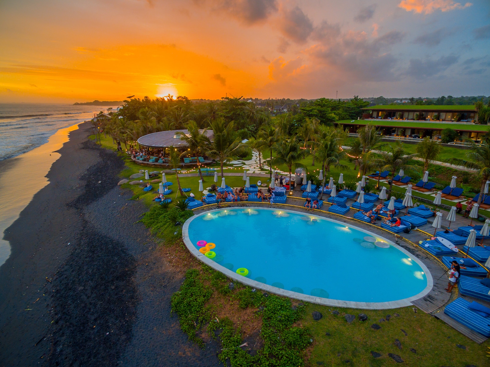 Hotel Komune and Beach Club Bali - Tap to explore photos