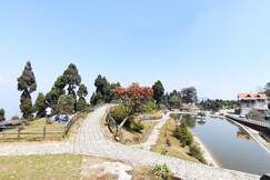 Peaks & Pines - A Boutique Homestay