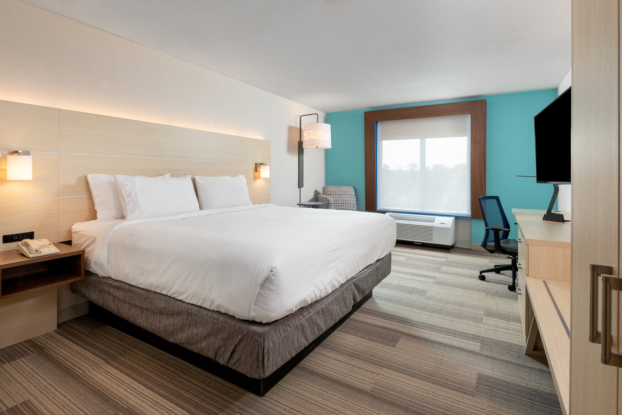 Holiday Inn Express Daphne-Spanish Fort - Tap to explore photos