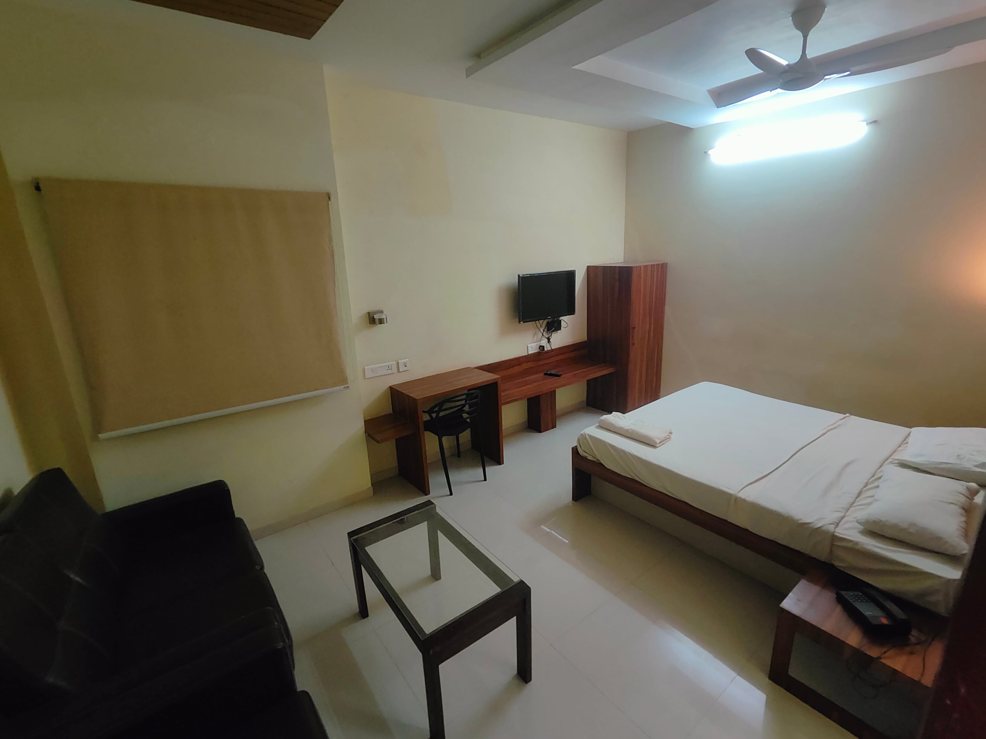 Hotel Mourya Paradise 51 kilometers from nellore - Tap to explore photos