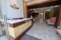Hotel Sant Kripa Palace