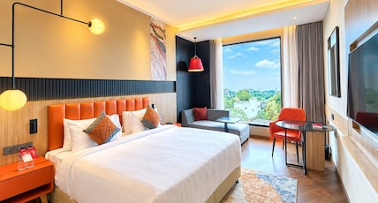 Ramada Encore By Wyndham Ayodhya Takpura Room Type - Deluxe King Bedded Ramada Encore By Wyndham Ayodhya Takpura Room Type - Deluxe King Bedded