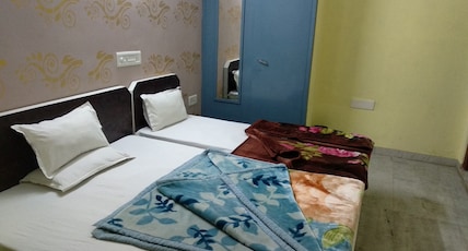 Hotel Gokul Palace Udaipole Room Type - Family Tpl Bed ac Hotel Gokul Palace Udaipole Room Type - Family Tpl Bed ac