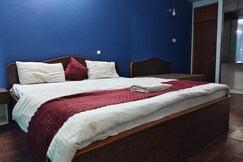 Night Queen Guest House