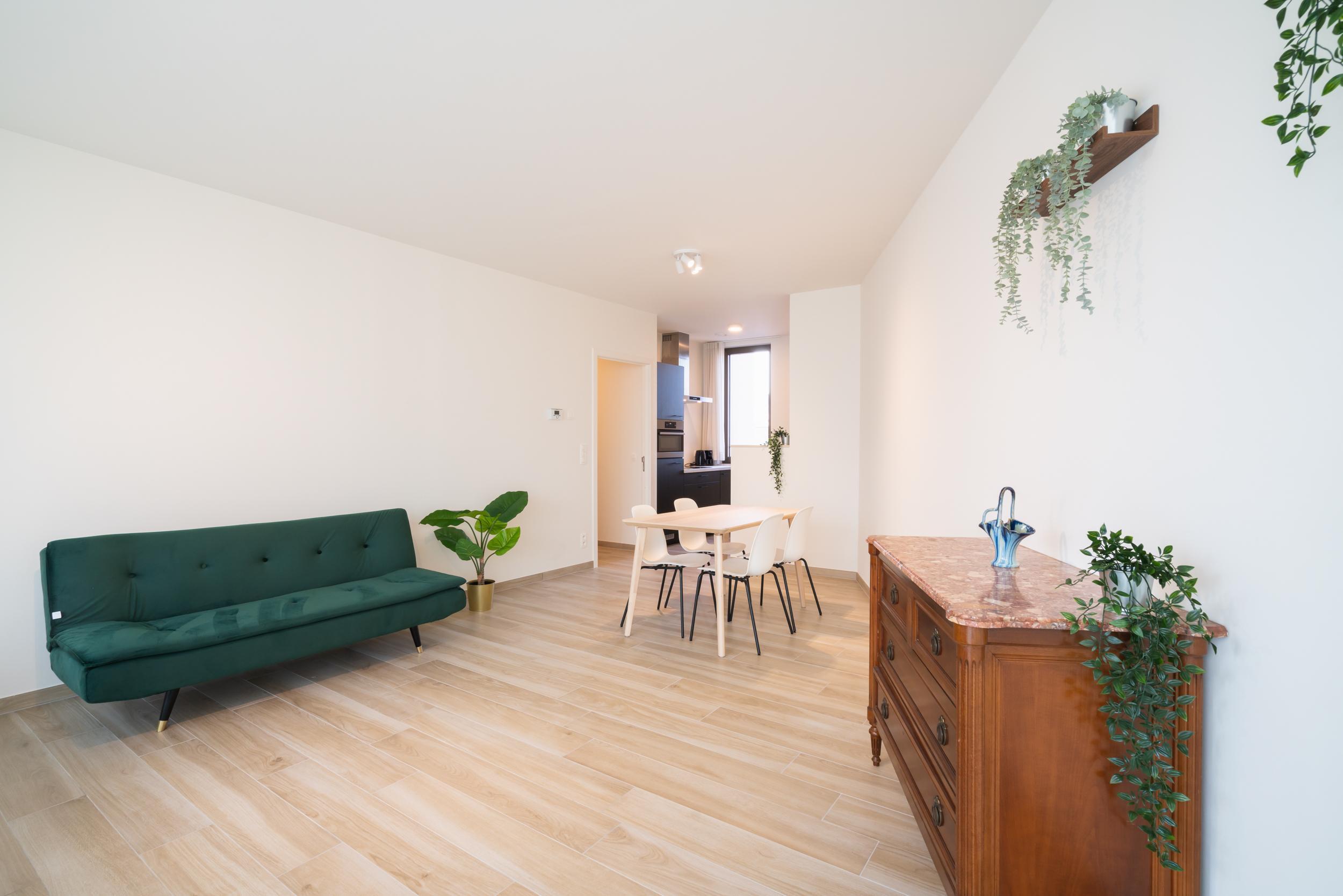 Exquisite Apartment with City view Balcony - Tap to explore photos