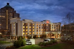 Hampton Inn & Suites Hartford/East Hartford, CT