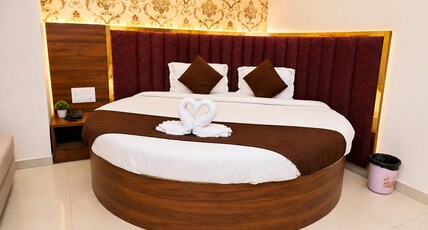 Hotel Paradise Naroda Room Type - Suite Room