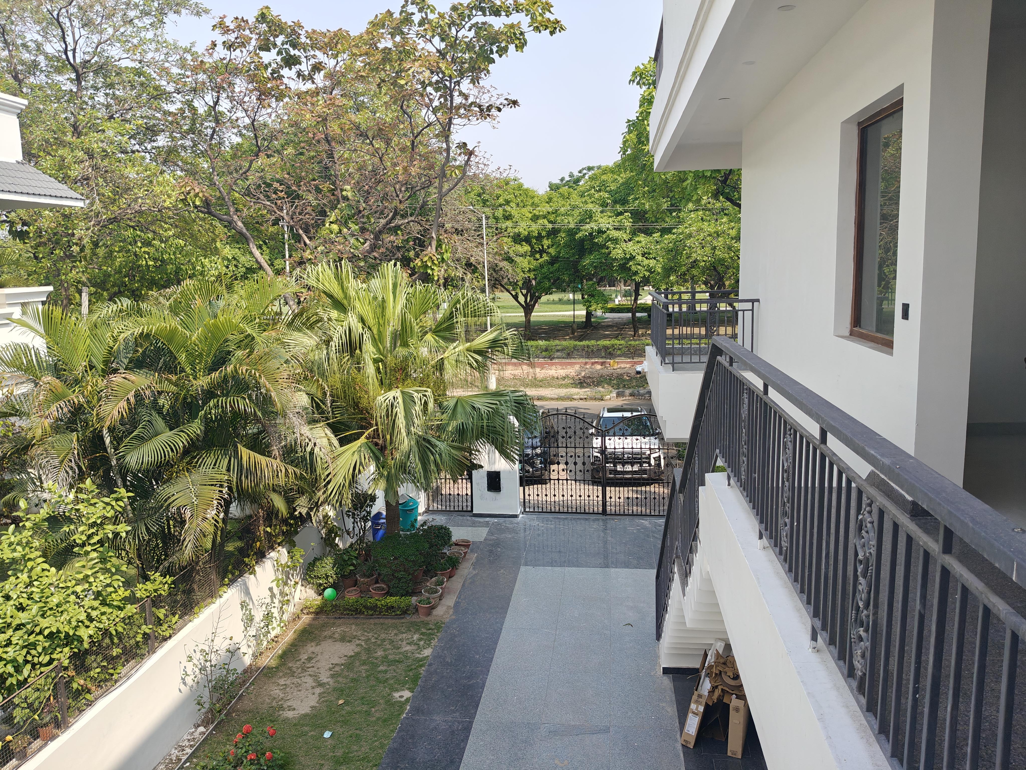 Serene Villa 36 Suites and Apartments - Tap to explore photos
